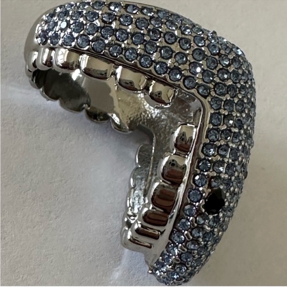 Sale price kate Spade blue crystal California shark Ring - Picture 6 of 8